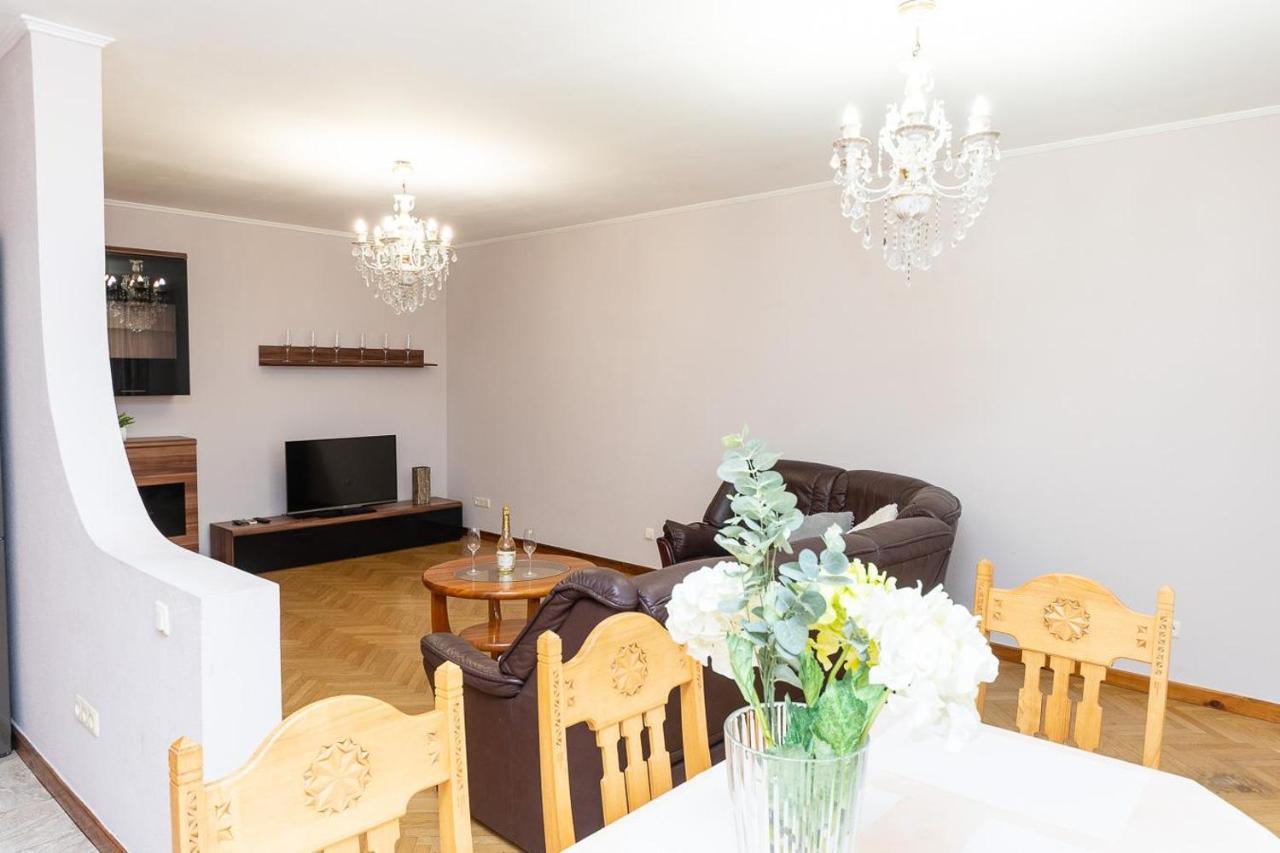 Spacious Apartments In The Center Of Obolon 2 Bedrooms Κίεβο Εξωτερικό φωτογραφία